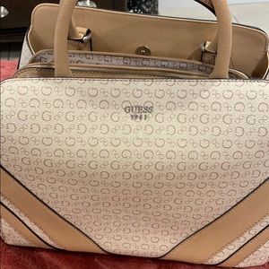 Guess purse. Never used.